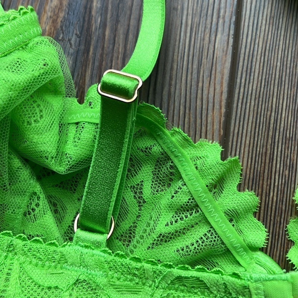 NWT Savage x Fenty Not Sorry Ultra Demi Unlined Lace Bra 38C - Picture 7 of 10